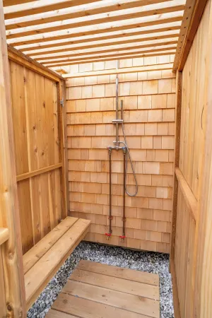 All-New Coastal Luxury Near CBI & Beaches, Dog-Friendly