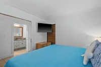 Beachfront Condo Poipu Beach Amenities Galore