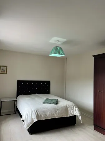 Wonderful 4-bedroom house in Newry Central