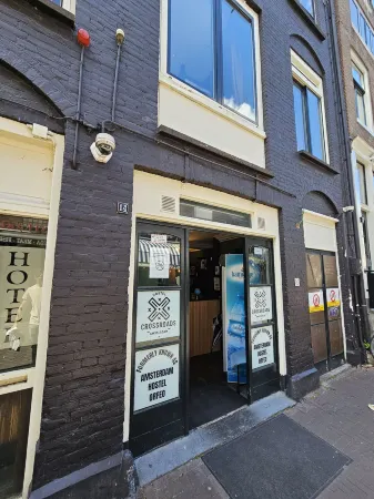 Crossroads Hostel Amsterdam