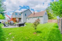 Private Apartment with private entrance, Full Bathroom, Living room, Kitchen Hotel a Cranston