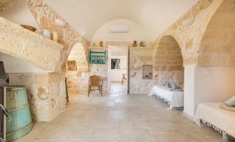 2769 Uliveto Valeria - Trullo Fico by Perle di Puglia