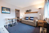 Buccaneer Inn