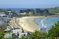 Holiday Home in Plougasnou near Sandy Beach