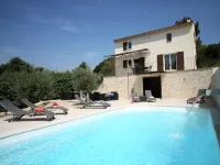 Villa in Lubéron with Saltwater Pool - Pools