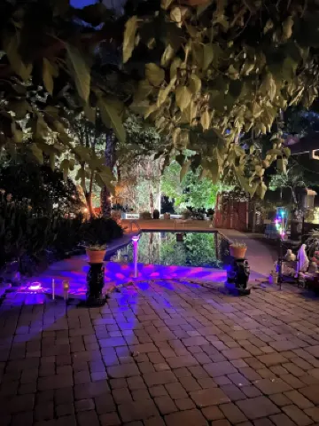 Peaceful Country Getaway for One or Two