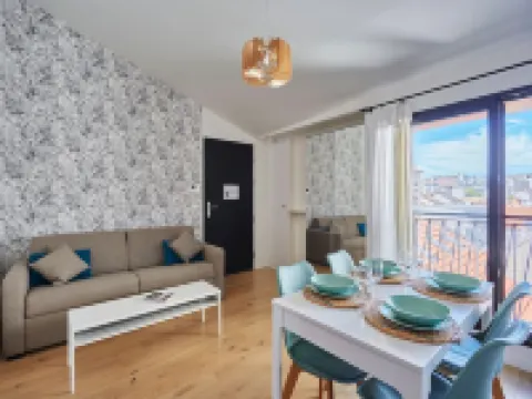 Apartment Boulogne facing the "Passage"