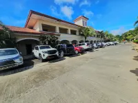Subic Waterfront View Resort - parking