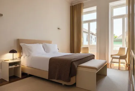 Oporto Comfort Charming Cedofeita Отели рядом с достопримечательностью «La Rebelion»