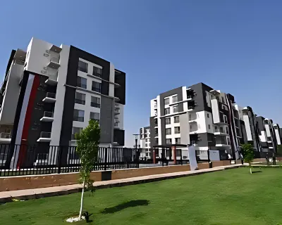 2Bedroom Apartment and Living Room at Shiekh Zayed Hotels near Cairo University - Sheikh Zayed Campus