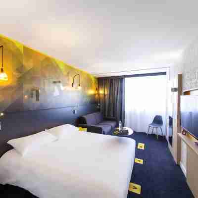 Ibis Styles Poitiers Nord Rooms