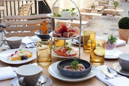 Gasthof Zufriedenheit Отели в г. Лауха