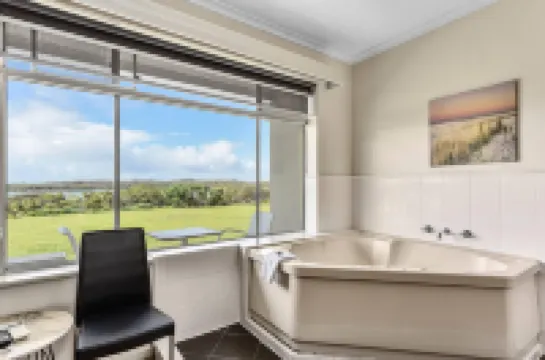 คอมฟอร์ต อินน์ โรบ