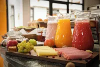 KW Hotel - breakfast