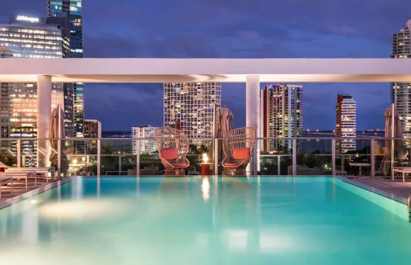 邁阿密佈裏克爾諾富特酒店