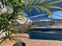 The Phoenix Artesian Spa Resort and Accommodation - Pool