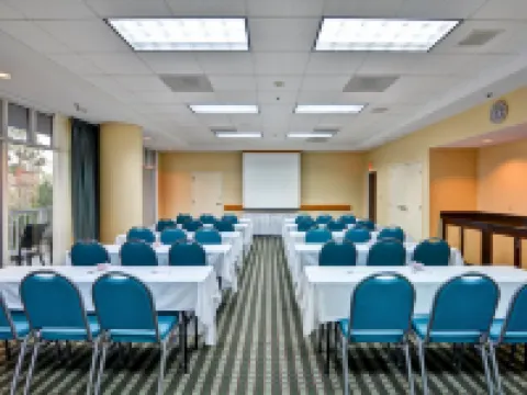 ハンプトン イン モービル - イースト ベイ / ダフネ ボールドウィンのホテル