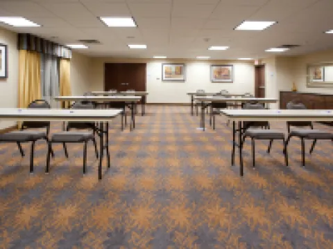 Holiday Inn Express & Suites LAMAR by IHG Hoteles en Lamar