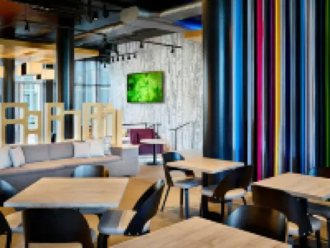 アロフト モントリオール エアポート ドルヴァルのホテル