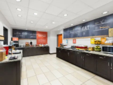 Hampton Inn & Suites Douglas Hotels in Converse County