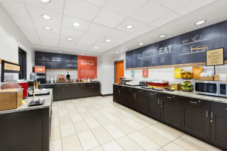 Hampton Inn & Suites Douglas Отели в г. Дуглас