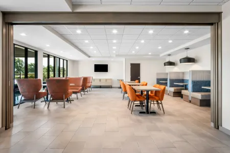 Home2 Suites by Hilton Irving/DFW Airport North