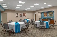 Hampton Inn & Suites Tacoma/Puyallup Hotels in South Hill