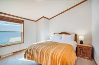 Bear Lake Nature Escape! Fish, Hike, Relax