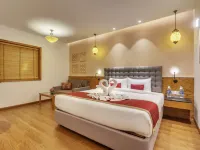 Golden Tulip New Delhi - Hari Nagar Hotels near World Development Foundation