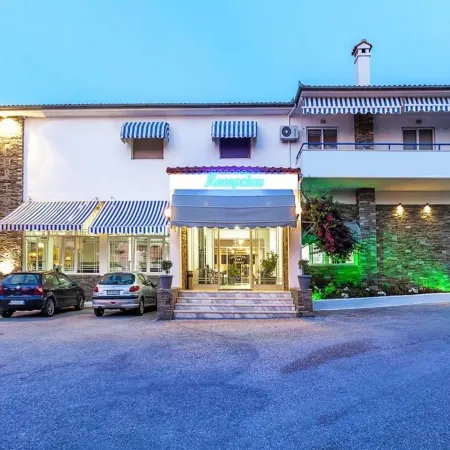 Xenios Port Marina Hotel