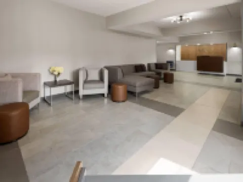 Wingate by Wyndham Grove City スプリングフィールドのホテル