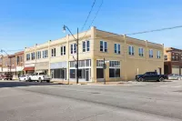 Apartment 1: Okmulgee Main St Hotel di Okmulgee