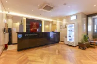 Hotel E-Cube