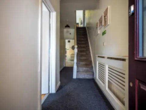 Ensuite5 Woodhouse private bath 2kitchen Hotels in Stoke-on-Trent