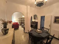 Charmant Appart Punique au Cœur de Carthage Hotels in El Kram