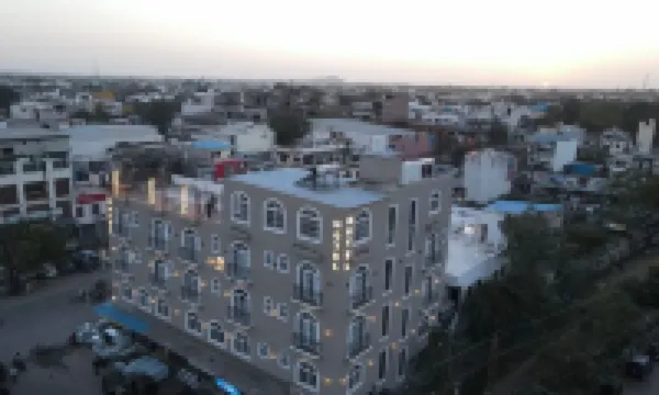 Hotel Hari Leela Fort View Palace