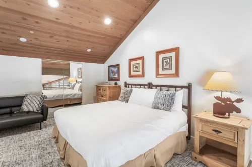 Walk to Slopes Hot Tub + Balcony + Views Mins to Main Street Deer Valley Haven by Avantstay