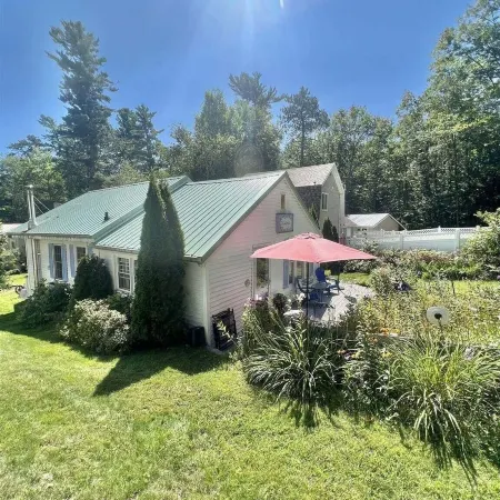 Pine Tree Cottage Limit 5 2 Bedroom Cottage