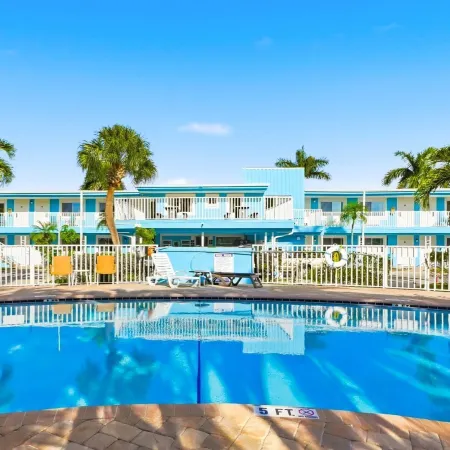 Bayside Inn and Marina