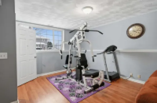 Pet Friendly Lansing Home - Private Gym - Near MSU