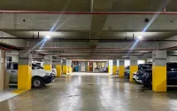 Big Hotel - parking