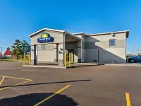 Days Inn by Wyndham Indianapolis East Post Road Hotels near Warren Township