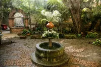 Agrado Guest House