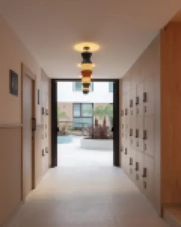 Líbere 塞維利亞新廣場