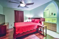 Downtown Anchorage Home, 1 Block to Coastal Trail! - View biển