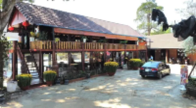 Van Long Elephants家庭旅館 酒店