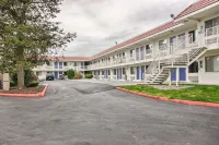Motel 6 Everett, WA - South - Pet friendly