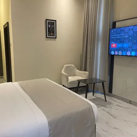 Rhino suite Yola