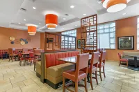 Drury Inn & Suites Baton Rouge - Aamiainen