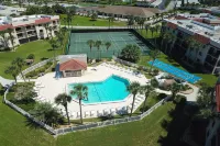 Sun-kissed Beach Condo With Amazing Pool, Tennis & Patio - Steps to the Beach! - Wifi